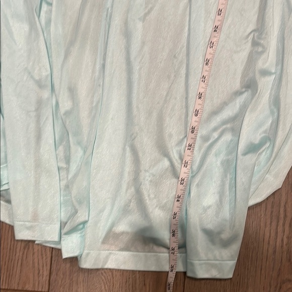 Gilead Vintage Sea Blue Green Lace Trim Nightgown and Robe Set Size Medium - Picture 13 of 13